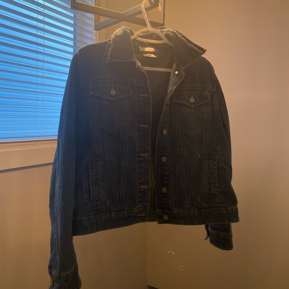 Jean jacket - Picture 1 of 2